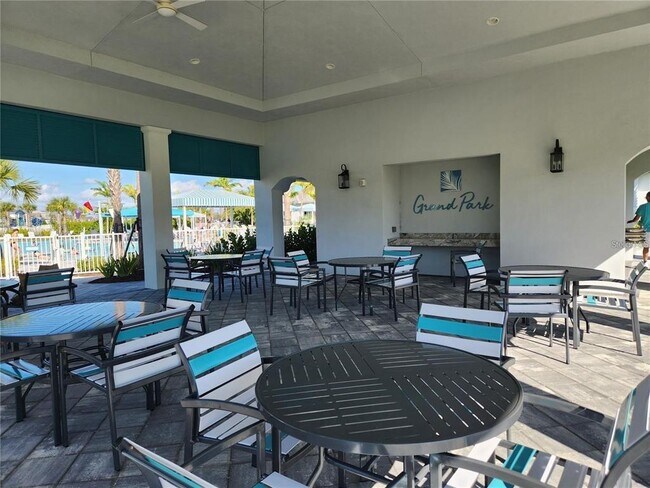 Building Photo - 6636 Fort Pierce Ave
