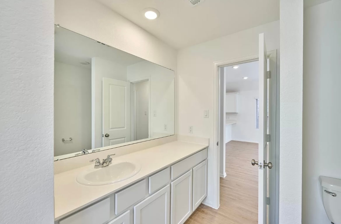 Building Photo - 6313 Barrington Cliff Trl