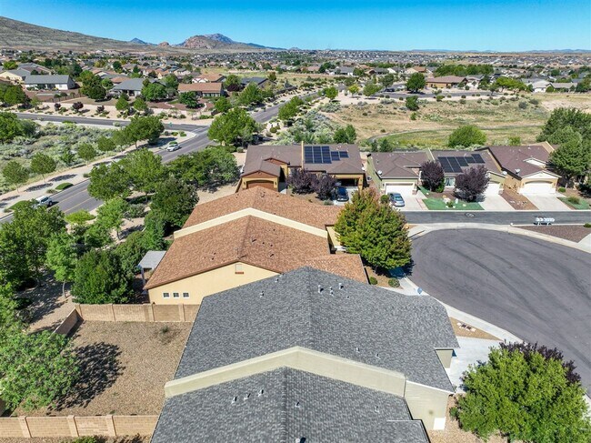 Building Photo - 3 Bedroom, 2 Bathroom Townhome in Granvill...