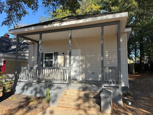 Primary Photo - 3Bed 2Bath Home