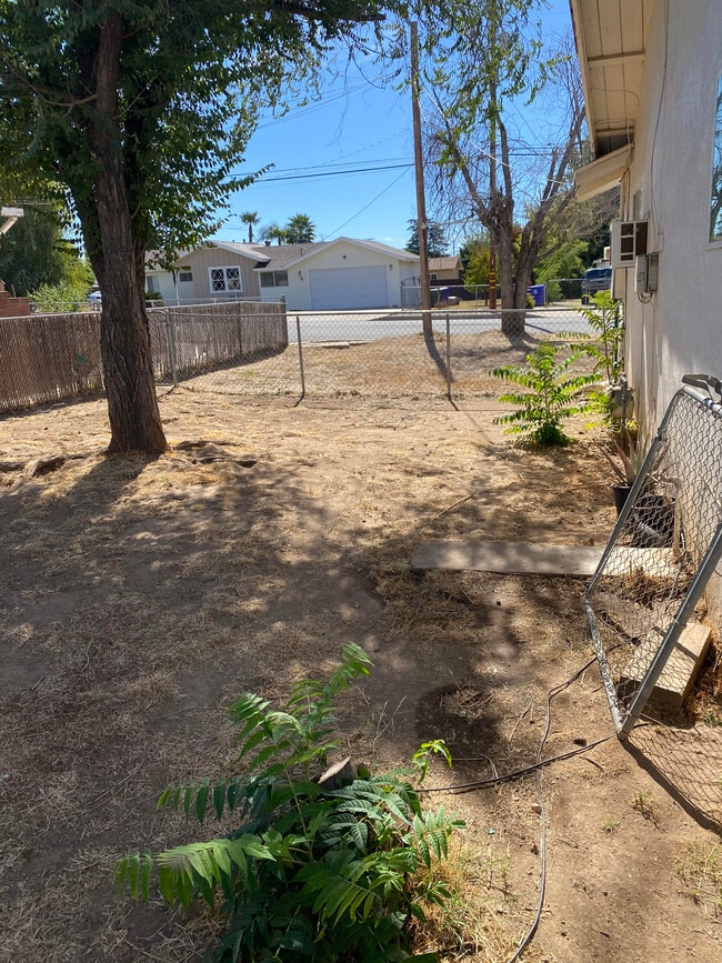 Building Photo - 34874 Cedar Ave