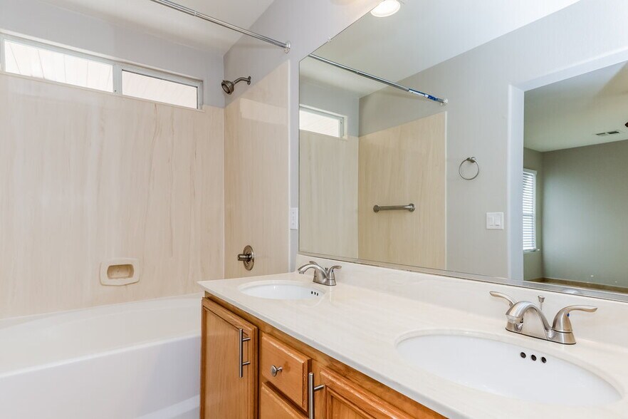 Building Photo - 11257 Albergotta Ct