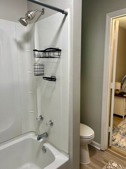 Building Photo - 6603 New Bowling Green Rd