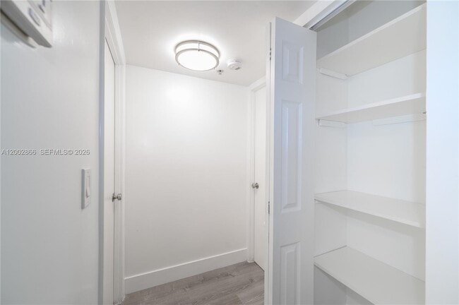 Building Photo - 650 NE 64th St