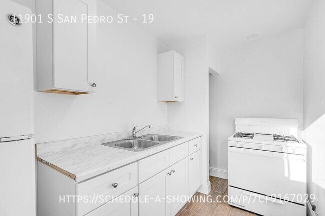 Building Photo - 11901 San Pedro St