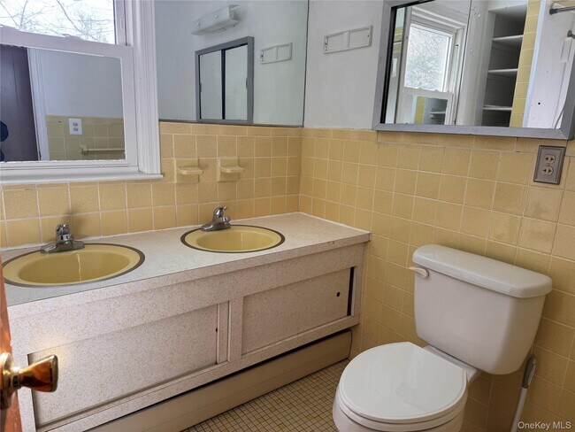 Building Photo - 116 Williams Ave