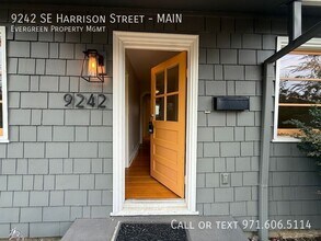 Building Photo - 9242 SE Harrison St