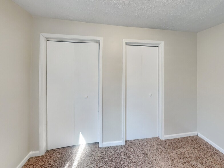 Building Photo - 7109 E 14th St