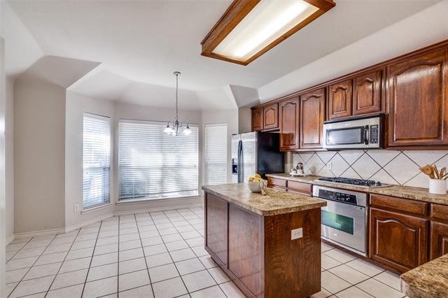 Building Photo - 11264 Bakersfield Dr