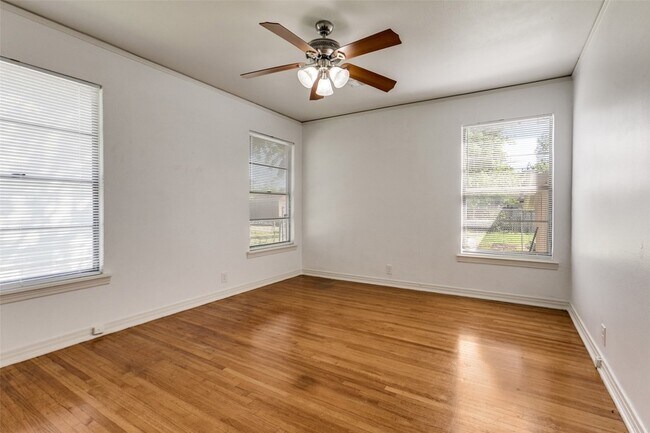 Building Photo - 2140 Montalba Ave