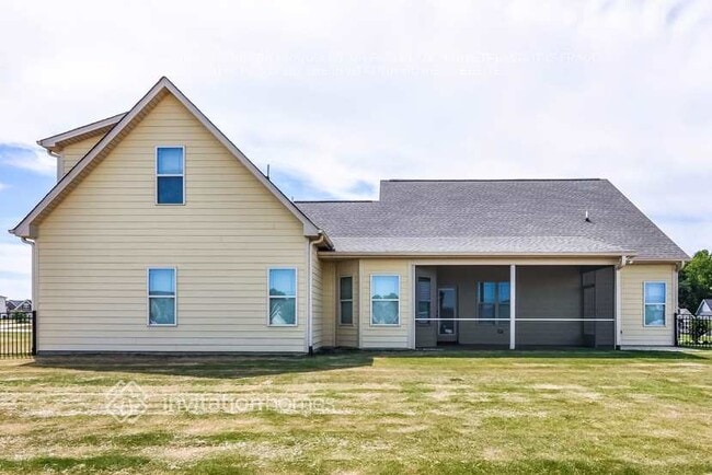 Building Photo - 42 Pappy Ln