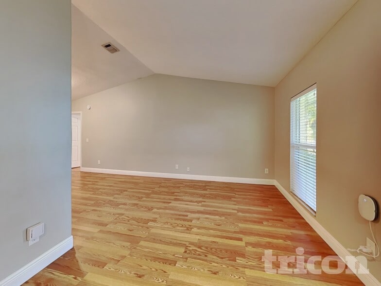 Building Photo - 6517 Seafairer Dr