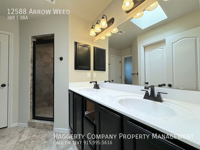 Building Photo - 12588 Arrow Weed Dr