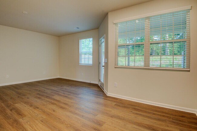 Building Photo - 14061 Castle Nook Dr