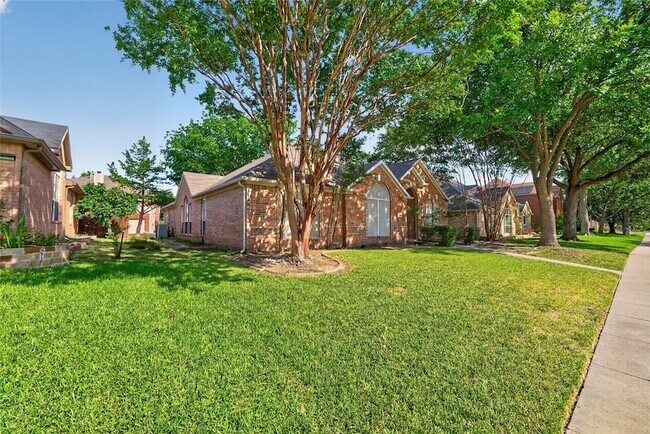 Building Photo - 7008 Jasper Dr