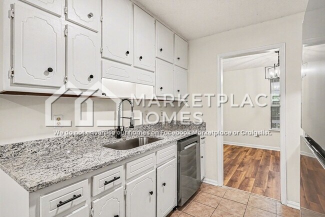 Building Photo - 145 Springvalley Way