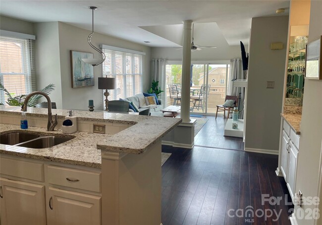 Building Photo - 639 Portside Dr