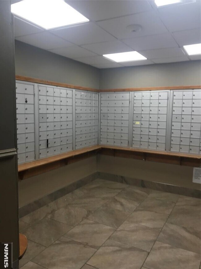 Building Photo - 5701 JFK Blvd E