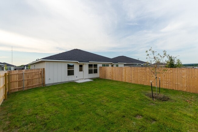 Building Photo - 912 Cherry Laurel Ln