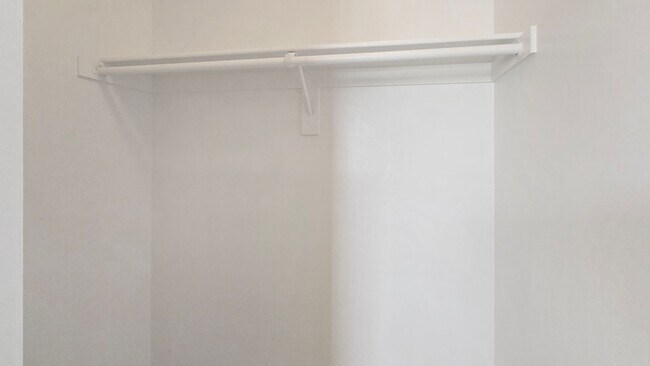 Building Photo - Lots of sq ft for the money! New paint!
