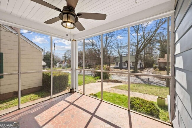 Building Photo - 1649 Beecher St SW