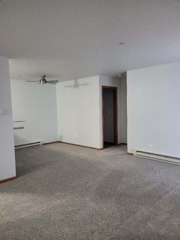 Building Photo - 1371 Cunat Ct