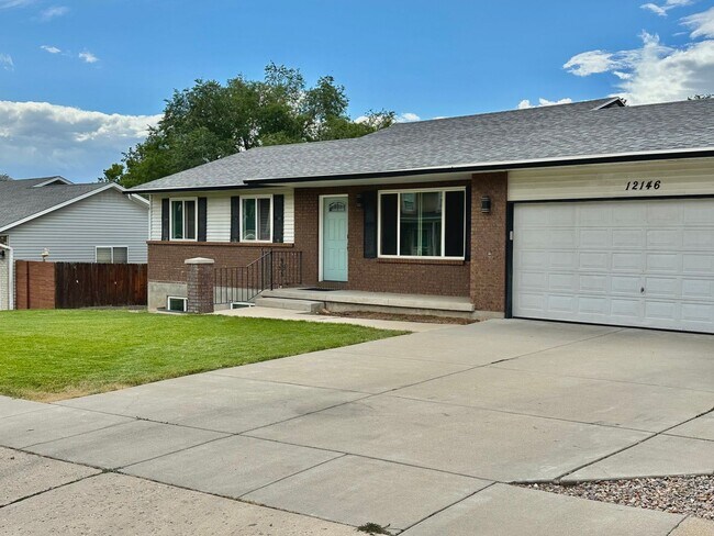 Building Photo - Great 5 Bed 3 Bath Remodeled Home
