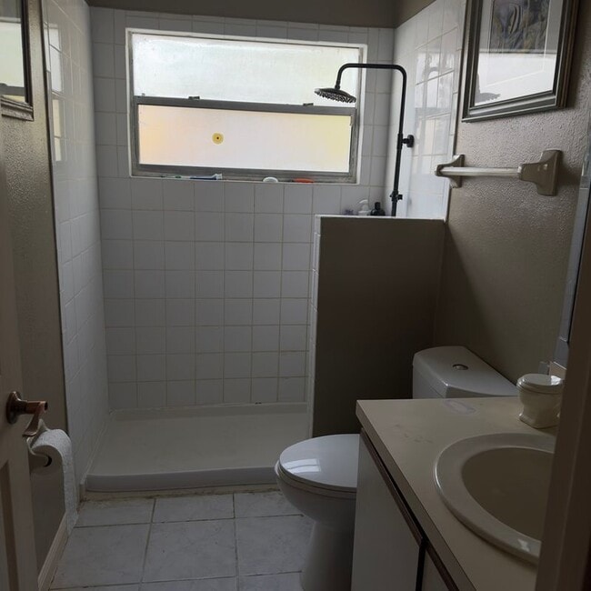 Building Photo - 4480 Whispering Inlet Dr