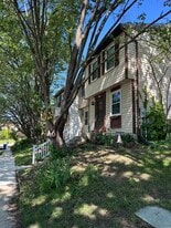Building Photo - 5811 Rowanberry Dr