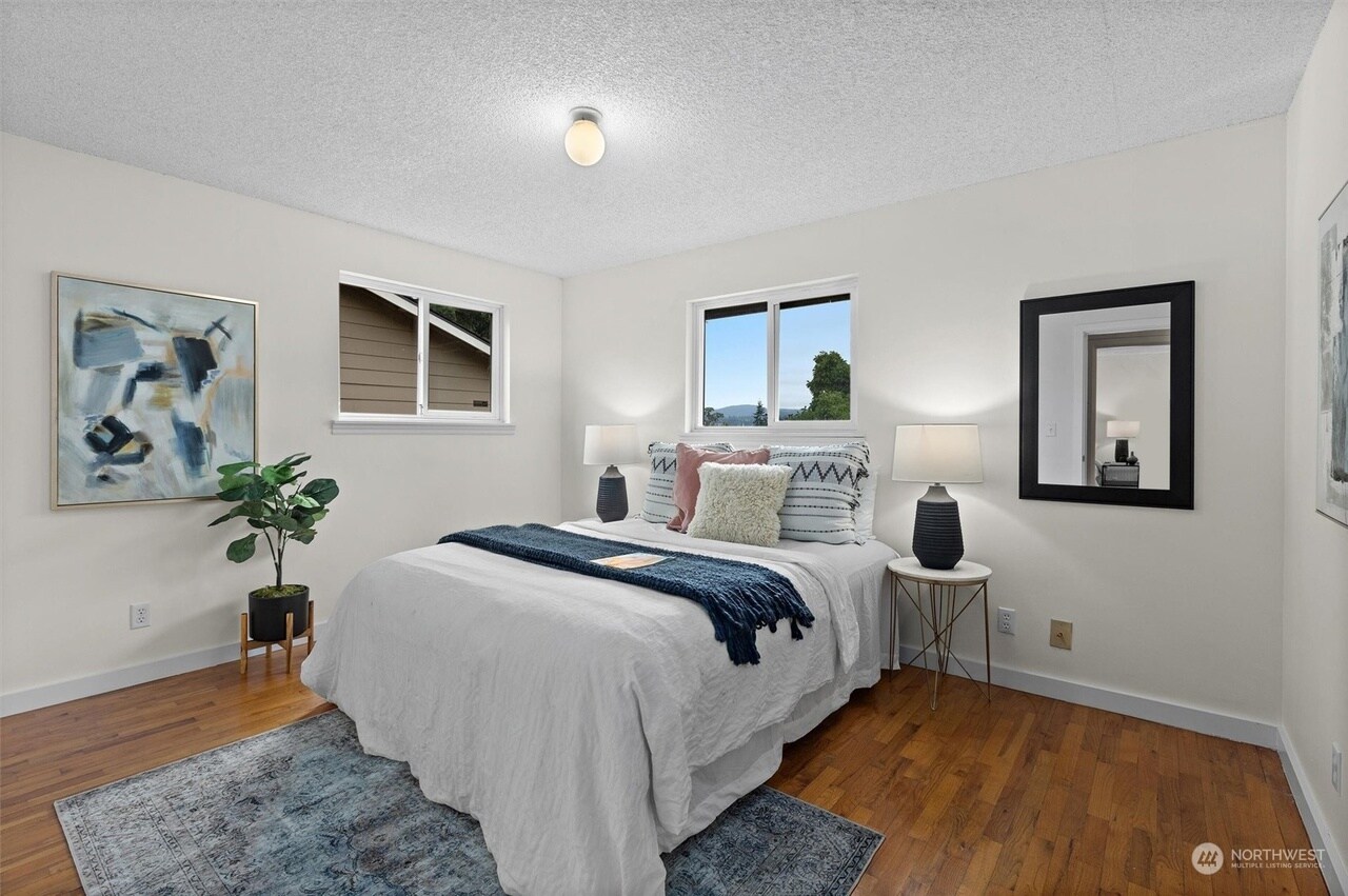 Building Photo - 500 Stevens Ave NW