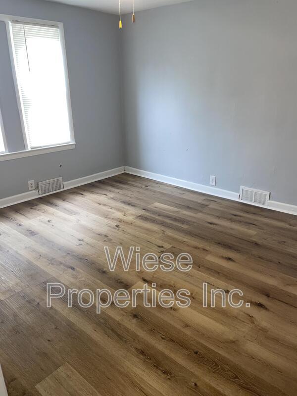 Building Photo - 1844 S 17th St