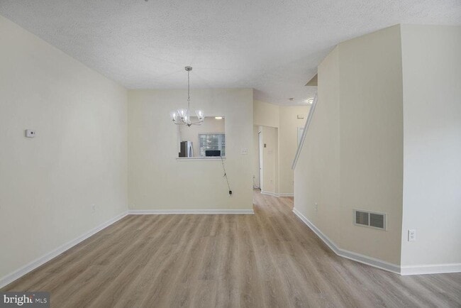 Building Photo - 4000 Estevez Ct