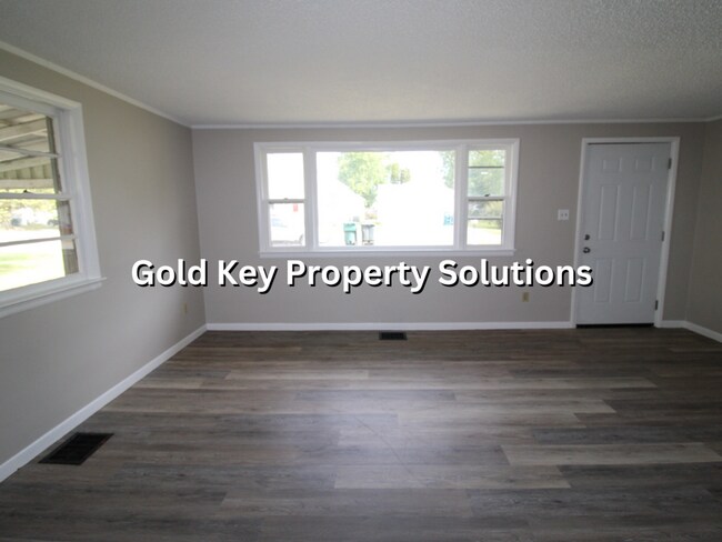 Building Photo - MUNCIE 2 BR 1 BA House with Central Air and 1-Car Garage (SECTION 8 APPROVED)