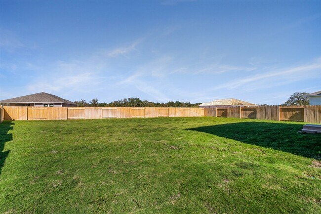 Building Photo - 112 Winding Hollow Ln