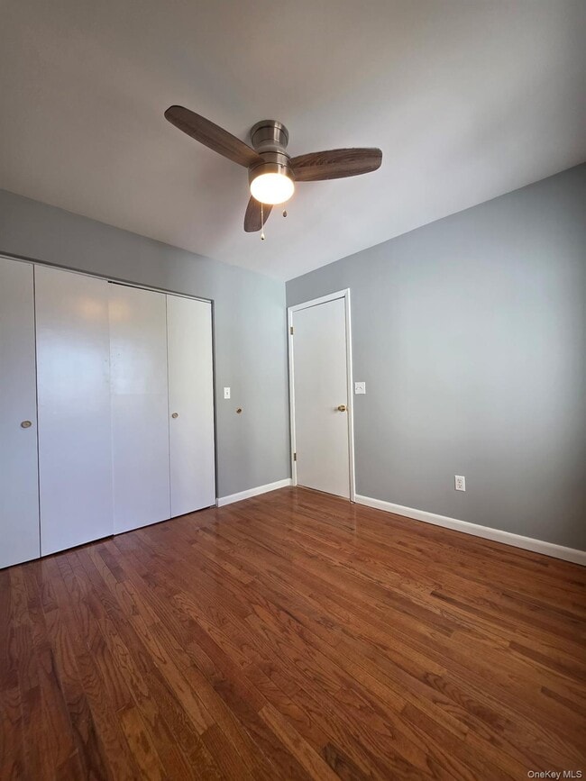 Building Photo - 96 Main St