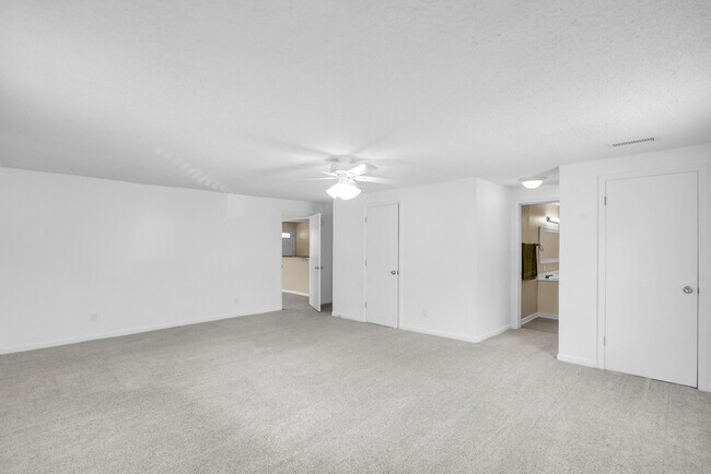 Building Photo - 2222 Bacon Park Dr