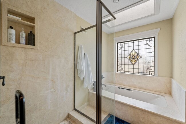 Building Photo - 4850A - Mandalay Shores/ Oxnard/ 5 bedroom...