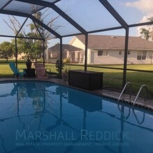 Building Photo - 2 bed 2 bath with a pool