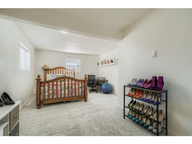 Building Photo - 10922 Forest Cir