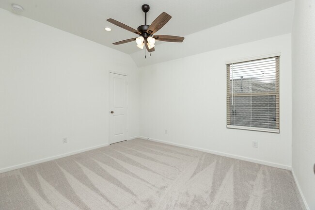 Building Photo - 4224 Waterlily Spg Wy