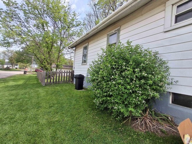 Building Photo - 2801 Pennsylvania St