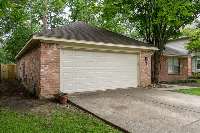 Building Photo - 76 Hickory Oak Dr