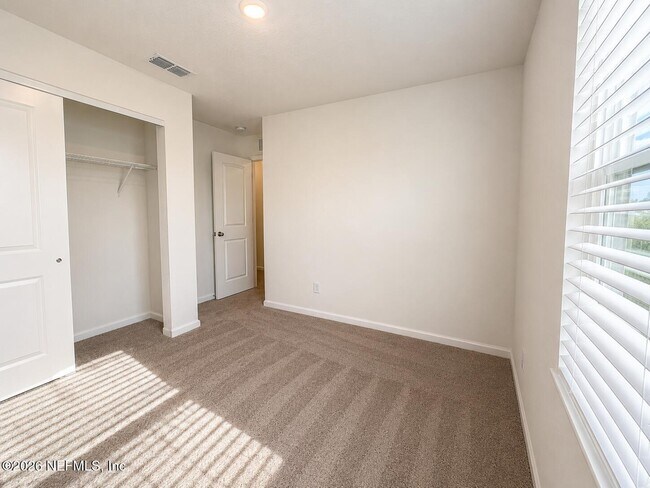 Building Photo - 726 Sailor Grv Ln