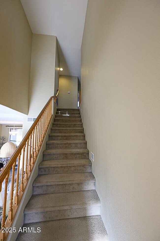 Building Photo - 13612 W Cypress St