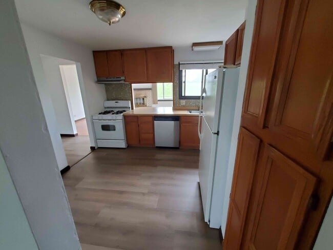 Building Photo - 4551 Bicek Ct