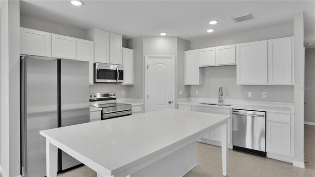 Building Photo - 4147 Collegiate Blvd