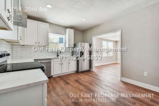 Building Photo - 1305 E 20th Ave