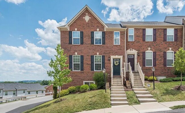 Primary Photo - 3 Bed 3 Bath- Wexford Pa