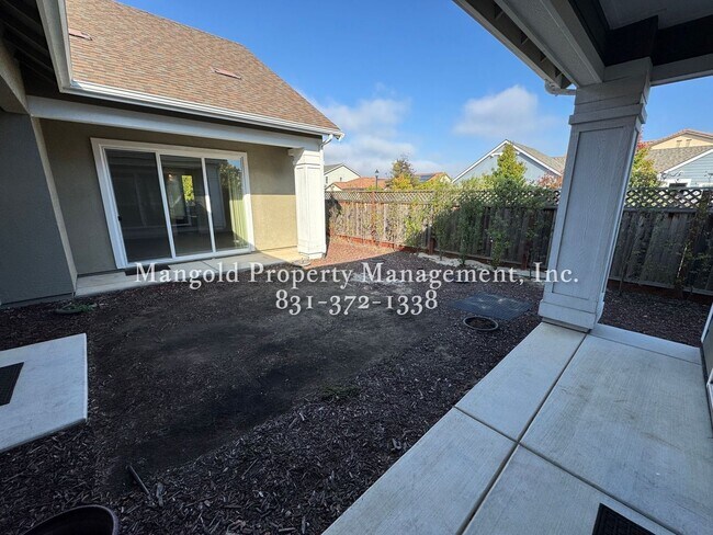 Building Photo - Stunning 3 Bed 2 Bath Home in East Garriso...