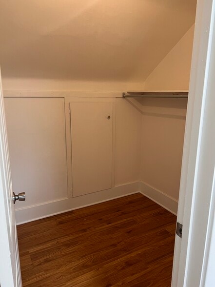 Building Photo - 905 Klem Rd